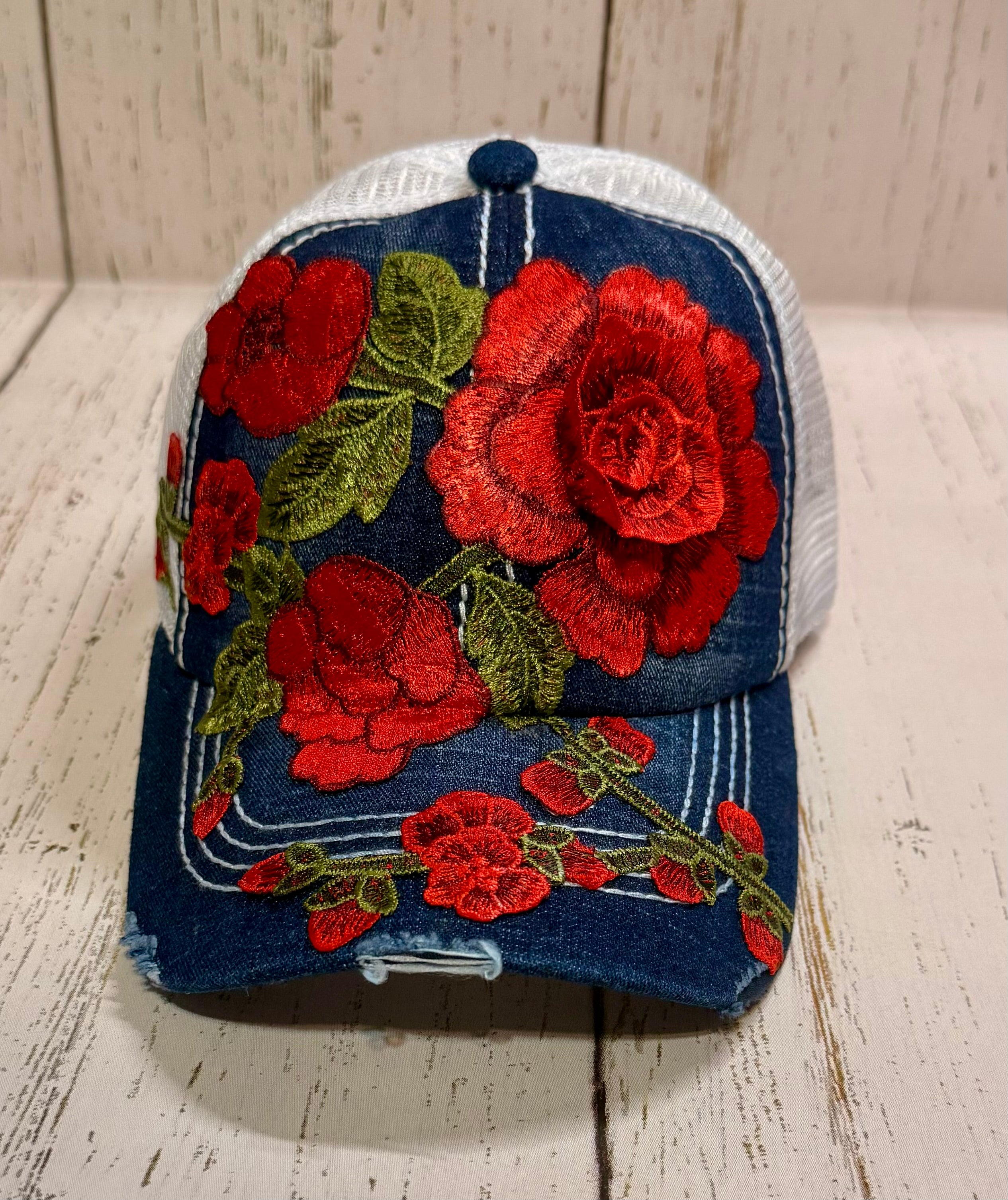DISTRESSED DENIM FLORAL HAT