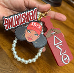 Load image into Gallery viewer, Delta Sigma Theta Charm Keychain

