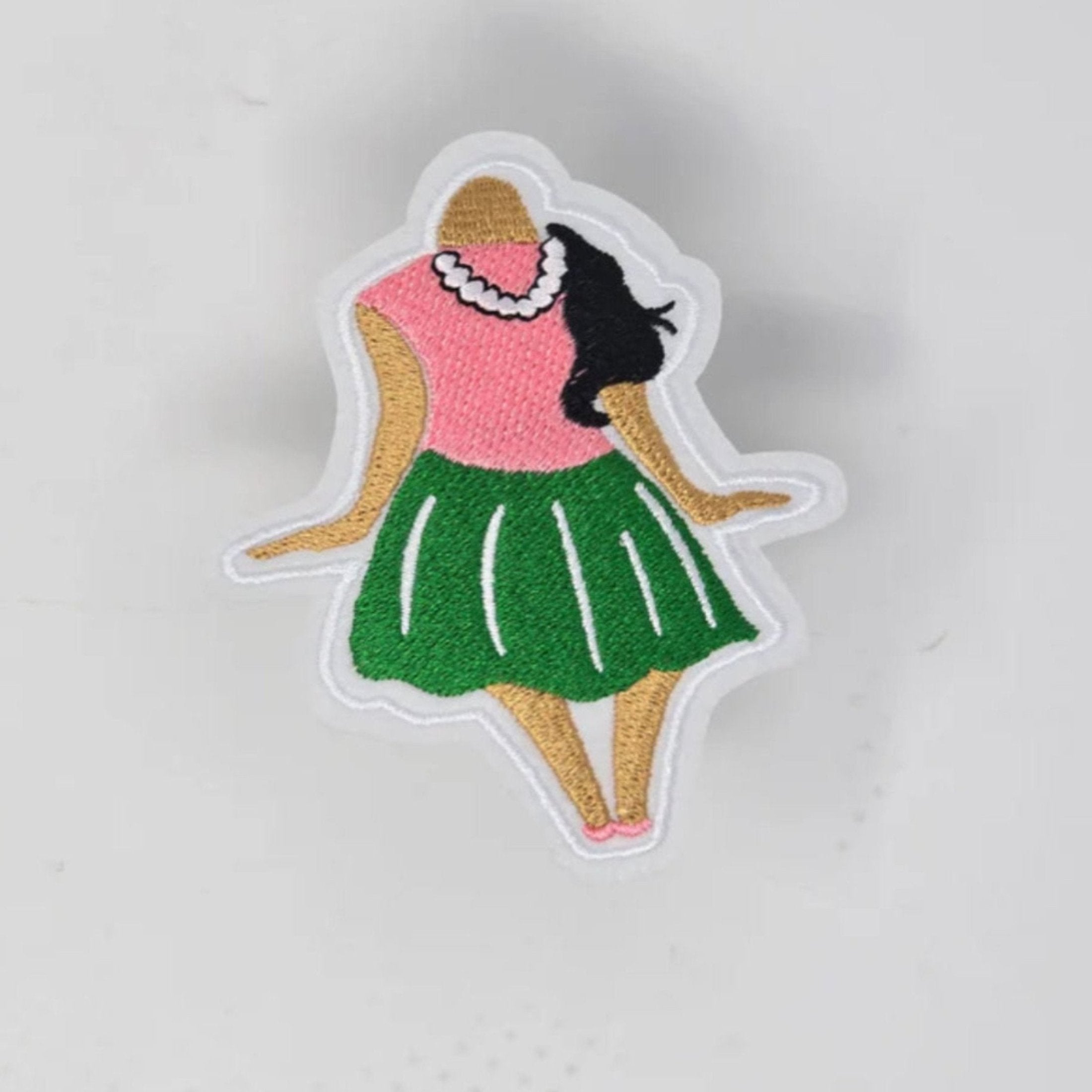 LADY IVY EMBROIDERY PATCH