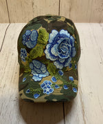 Load image into Gallery viewer, FLORAL CAMOUFLAGE HAT
